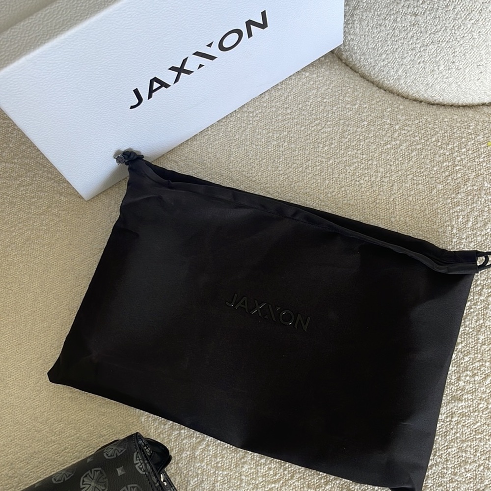 Jaxxon black printed large leather strap shoulder bag BRAND NEW - Picture 6 of 7